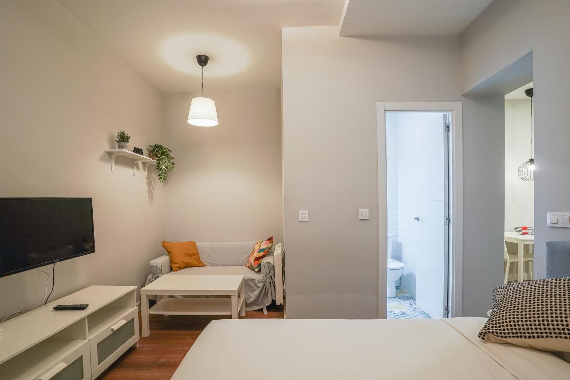 Cozy Apartment-1Bedroom 1Bathroom-Lavapies Мадрид Экстерьер фото